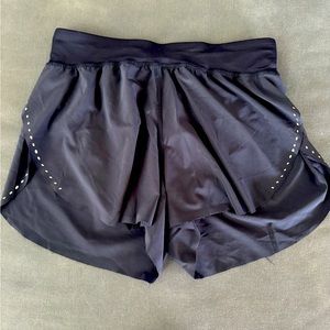 Lululemon Find Your Pace Lined High-Rise Short 3"